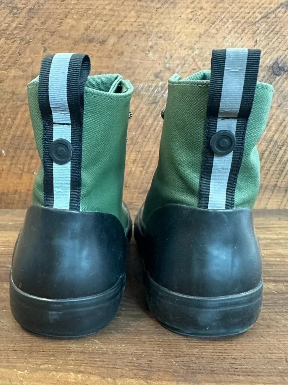 Hunter x Target Limited Edition Dipped Canvas High-Top Sneaker Boots M6.5/W8.5